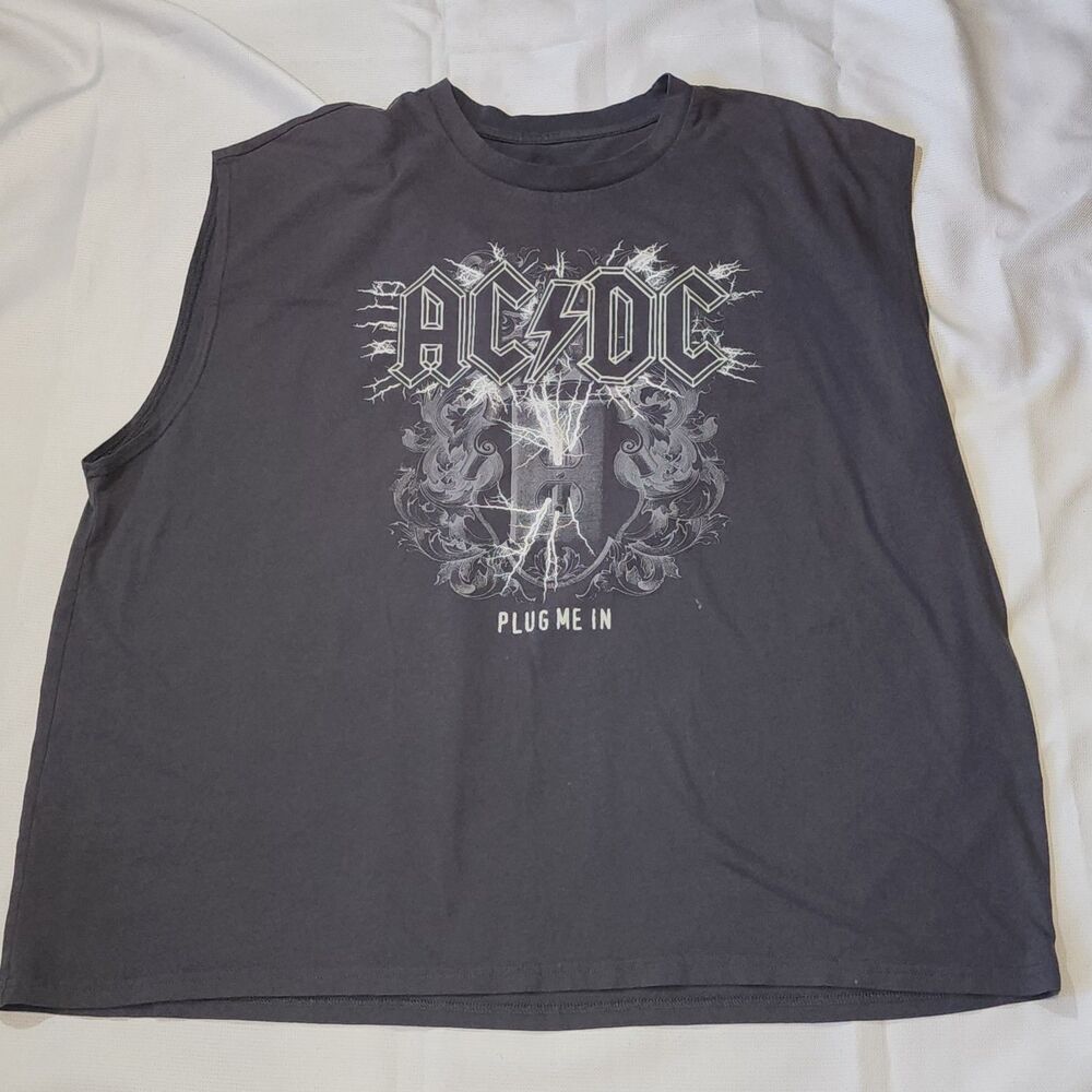 AC/DC Plug Me In 1975-2003 Graphic Sleeveless Band T-Shirt Charcoal 2X
